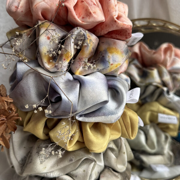 ekoprinted silk scrunchies